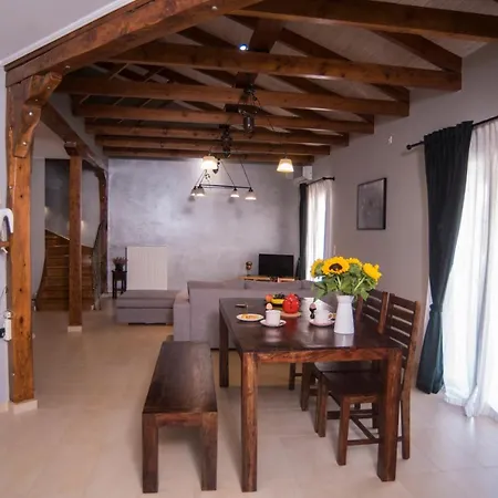 The Loft Apartment *